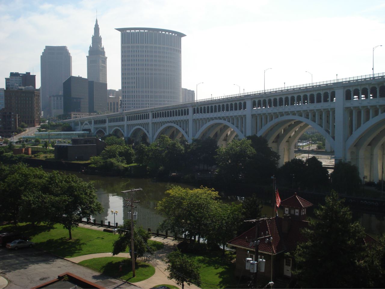 Detroit-Superior Bridge and skyline
